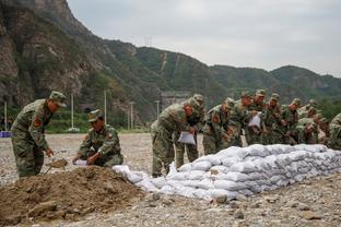 斯基拉：曼城对签下17岁小将波波维奇很有信心，已备好5年合同